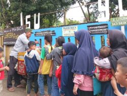 Ajarkan Antre, Taman Bacaan Ini Selalu Sediakan Jajanan Kampung Gratis