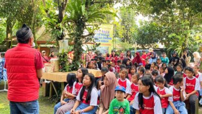 Hormat dan Cium Tangan Buat Kamu yang Istiqomah di Taman Bacaan