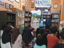 Bank Sinarmas Gelar Literasi Finansial Tabungan SimPel di TBM Lentera Pustaka