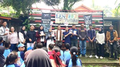 Kuliah Jurnalistik, Mahasiswa PBSI Unindra Luncurkan Buku Seri Pilkada