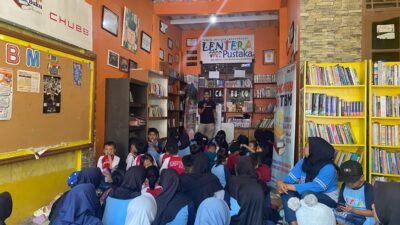 10 Pil Penting Berkiprah di Taman Bacaan