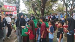 Berbagi ke Anak TBM, SMAN 1 Tamansari Gelar Social Fest
