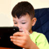 Raka, Kisah Anak Candu Gadget Tanpa Mau Membaca Buku