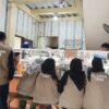 Relawan TBM: Makannya di Warteg, Kiprahnya Menyalakan Harapan dalam Senyap