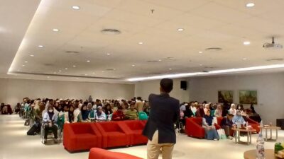 Semarak Workshop Menulis Kreatif Unindra, Dihadiri 200 Peserta