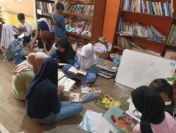 Abaikan Omongan Toksik di Taman Bacaan