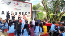 Relawan Memang Tidak Berdiri di Depan Kelas tapi …