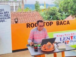Ada Pahit di Secangkir Kopi Taman Bacaan