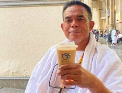 Tidak Ada Orang Penting di Hadapan Secangkir Kopi