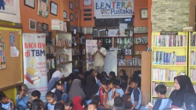 Taman Bacaan di Tengah Masyarakat yang Suka Hiburan, Gimana Nasibnya?