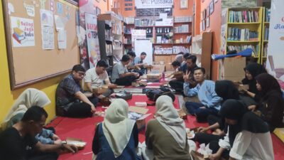 Ketika Relawan TBM Berbuka Puasa Bersama